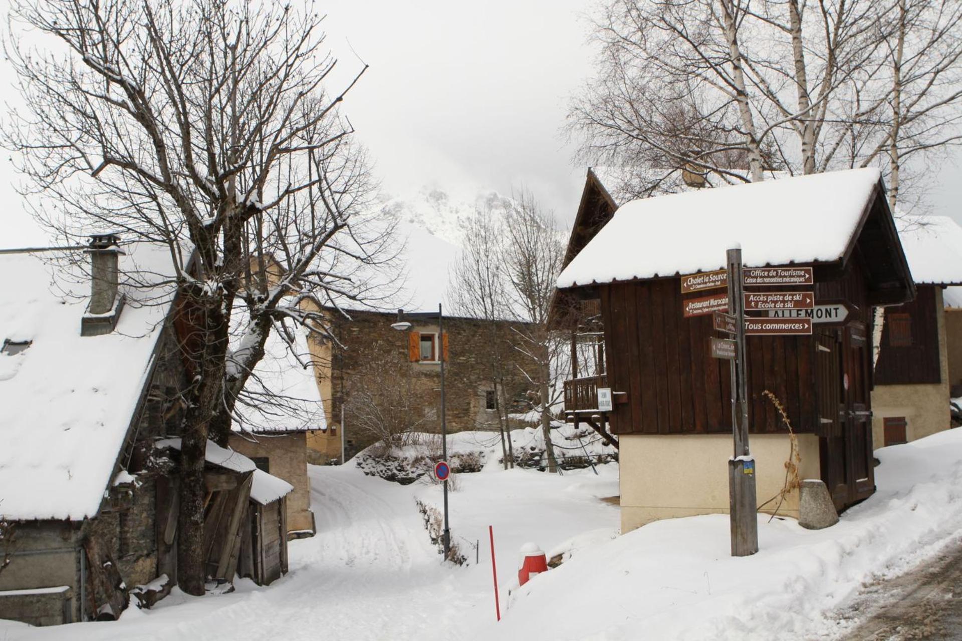 Villard-Reculas Chalet Rouge Ou Blanc מראה חיצוני תמונה
