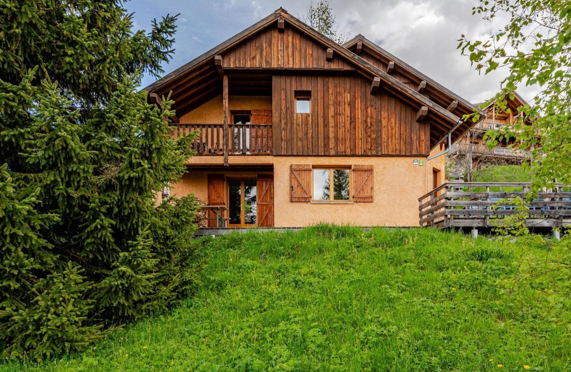 Villard-Reculas Chalet Rouge Ou Blanc מראה חיצוני תמונה
